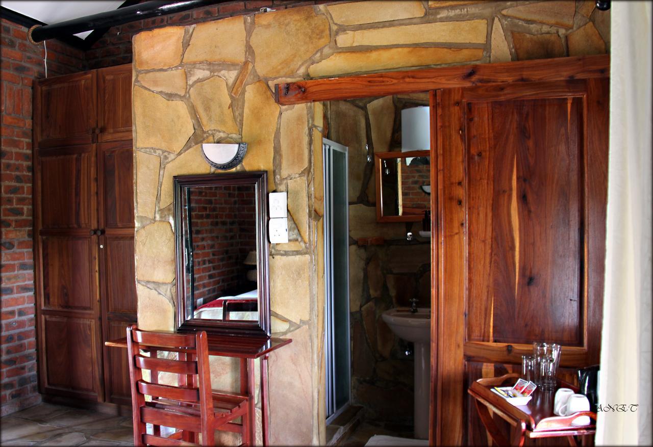 Fiume Lodge Grootfontein Esterno foto